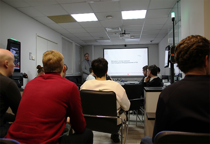 О технологиях ритейла для будущих ритейлеров: эксперты СервисПлюса провели встречу со студентами ВШЭ